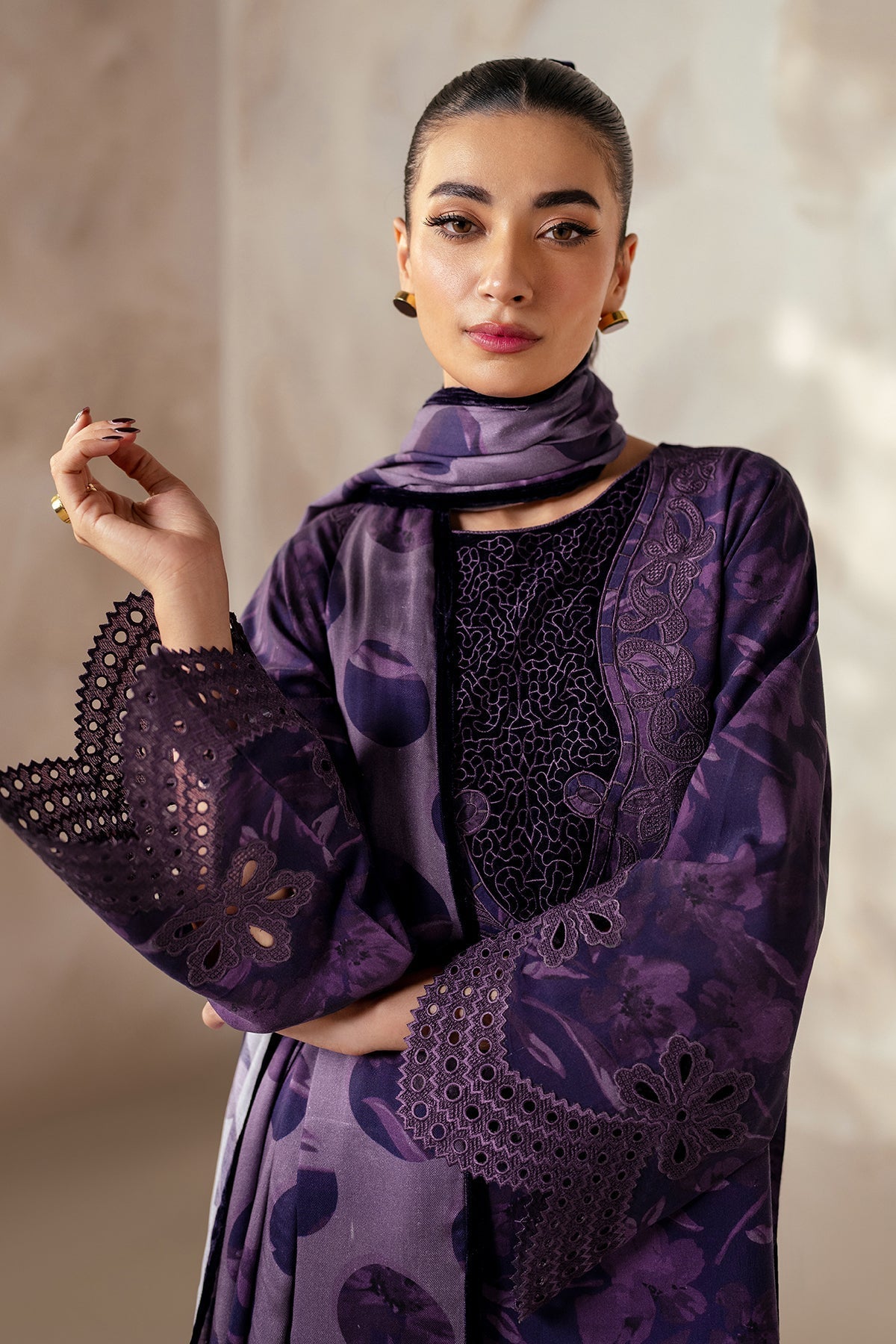 Unstitched '24 - Embroidered Khaddar Uf-4031