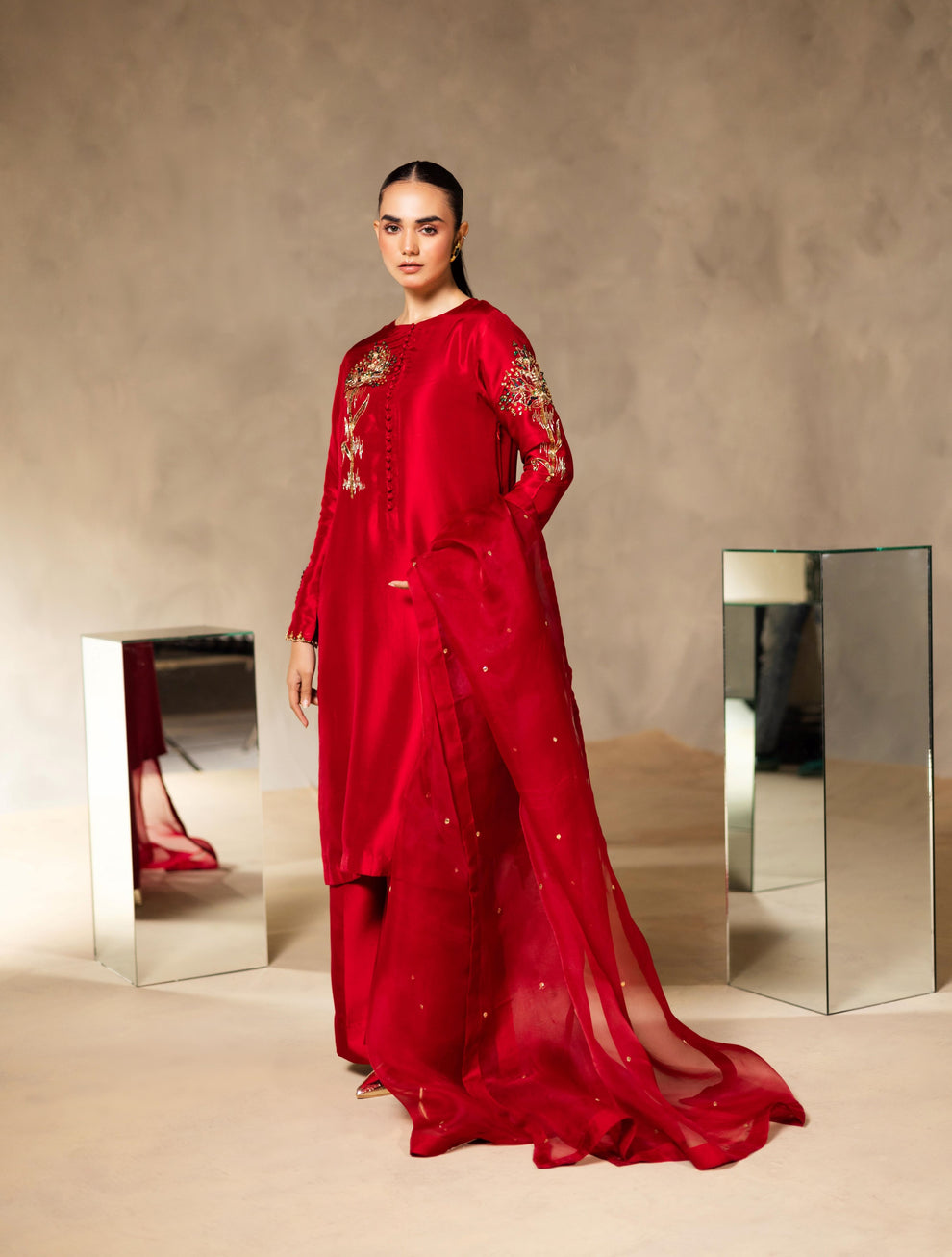 Luxury Formal '25 - Madonna