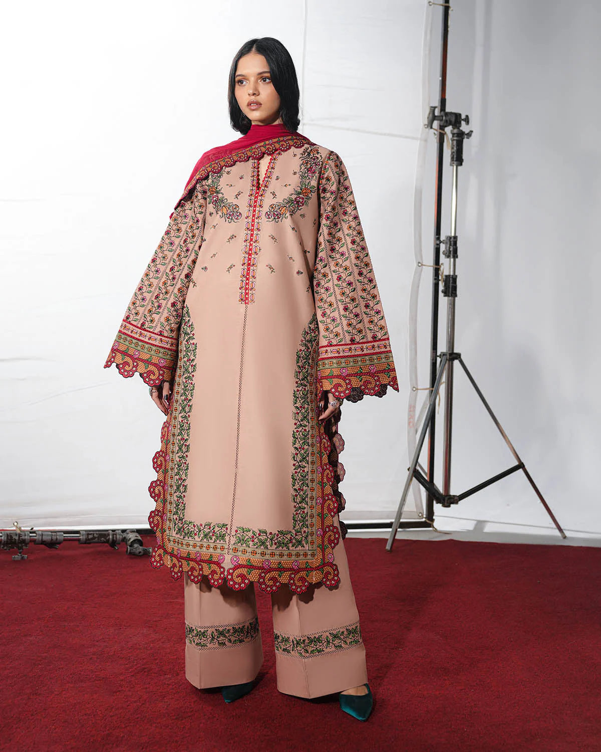 Nazeh Unstitched'26- RTS