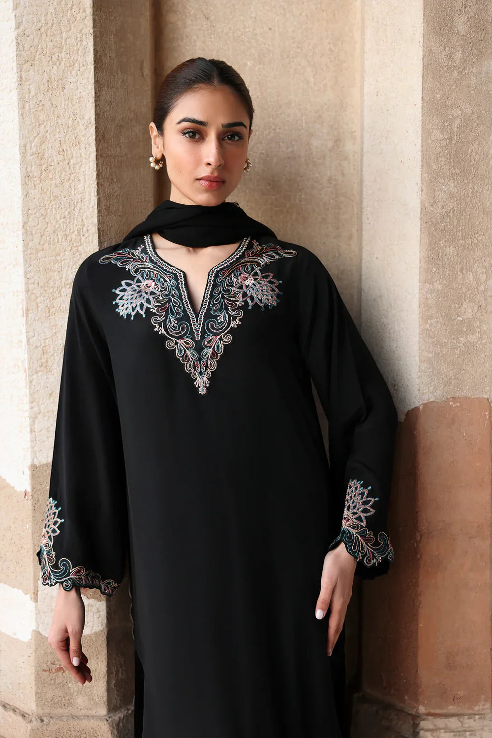 BLACK BIRD MATCHING SET - RTS