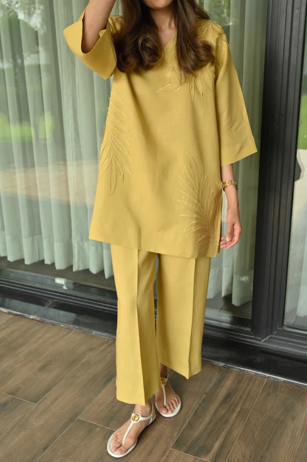 Yellow Tan Set '26 - RTS