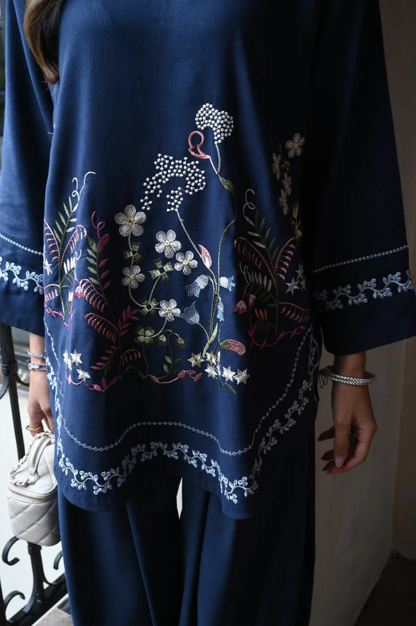 Bloom Baddie I Stitched Lapret Casuals'26