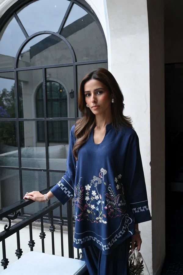 Bloom Baddie I Stitched Lapret Casuals'26