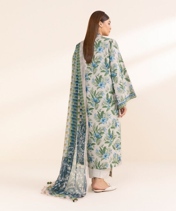 Unstitched Lawn '25 - 3 Piece - Printed Lawn Suit - 3PDY25V118AT