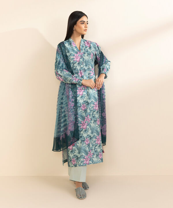 Unstitched Lawn '25 - 3 Piece - Printed Lawn Suit - 3PDY25V119AT