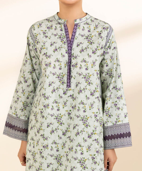 Unstitched Lawn '25 - 3 Piece - Embroidered Lawn Suit - 3PESG24V53UC