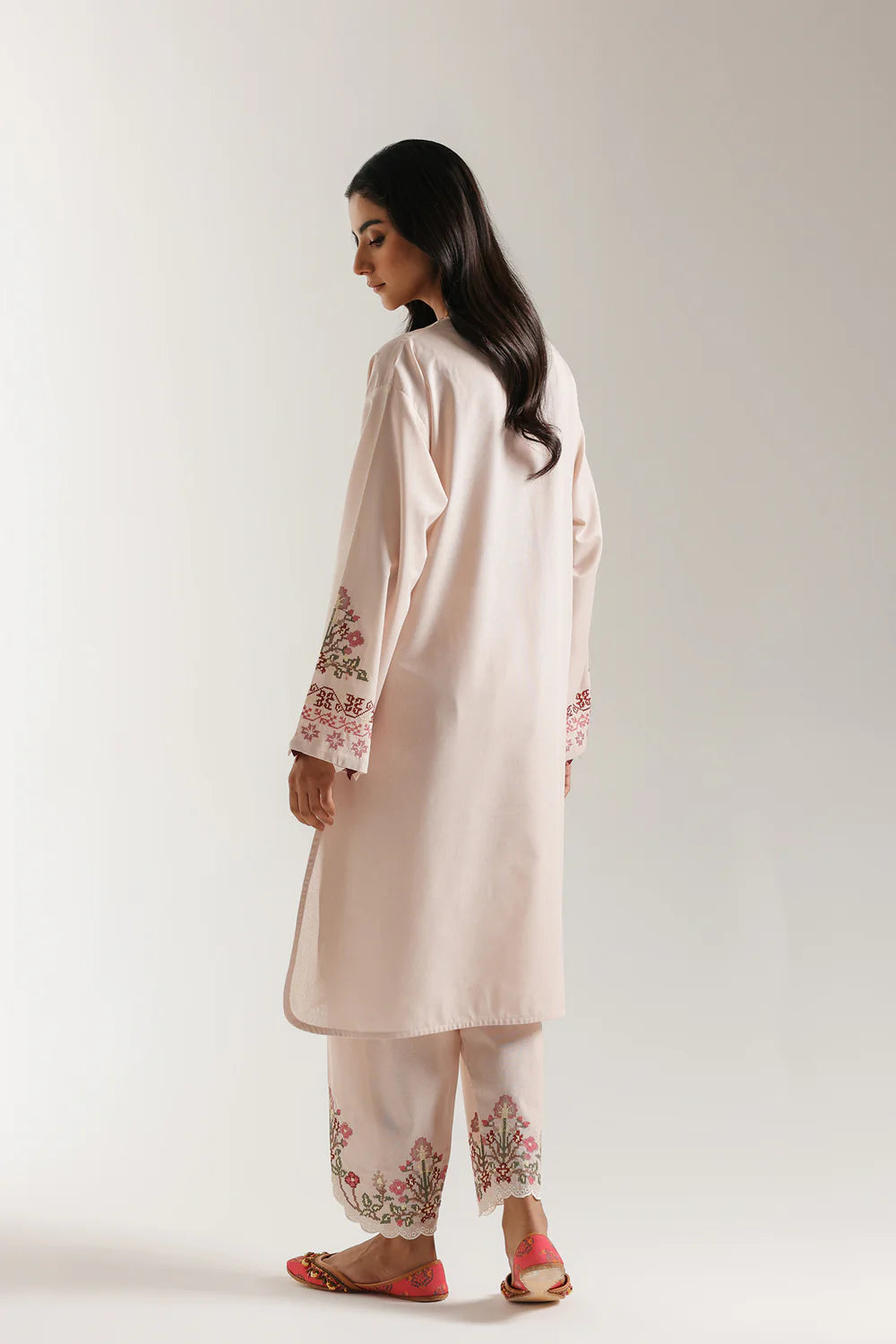 PALE CORAL | E3692/103/330 - RTS