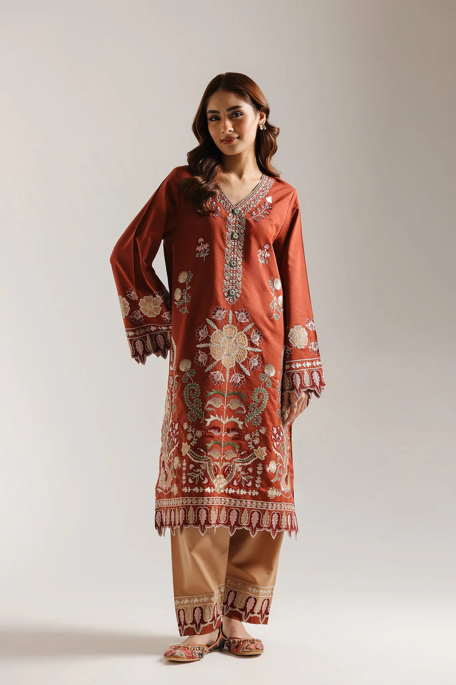 TRUE RED | E3795/103/308- RTS photo 1