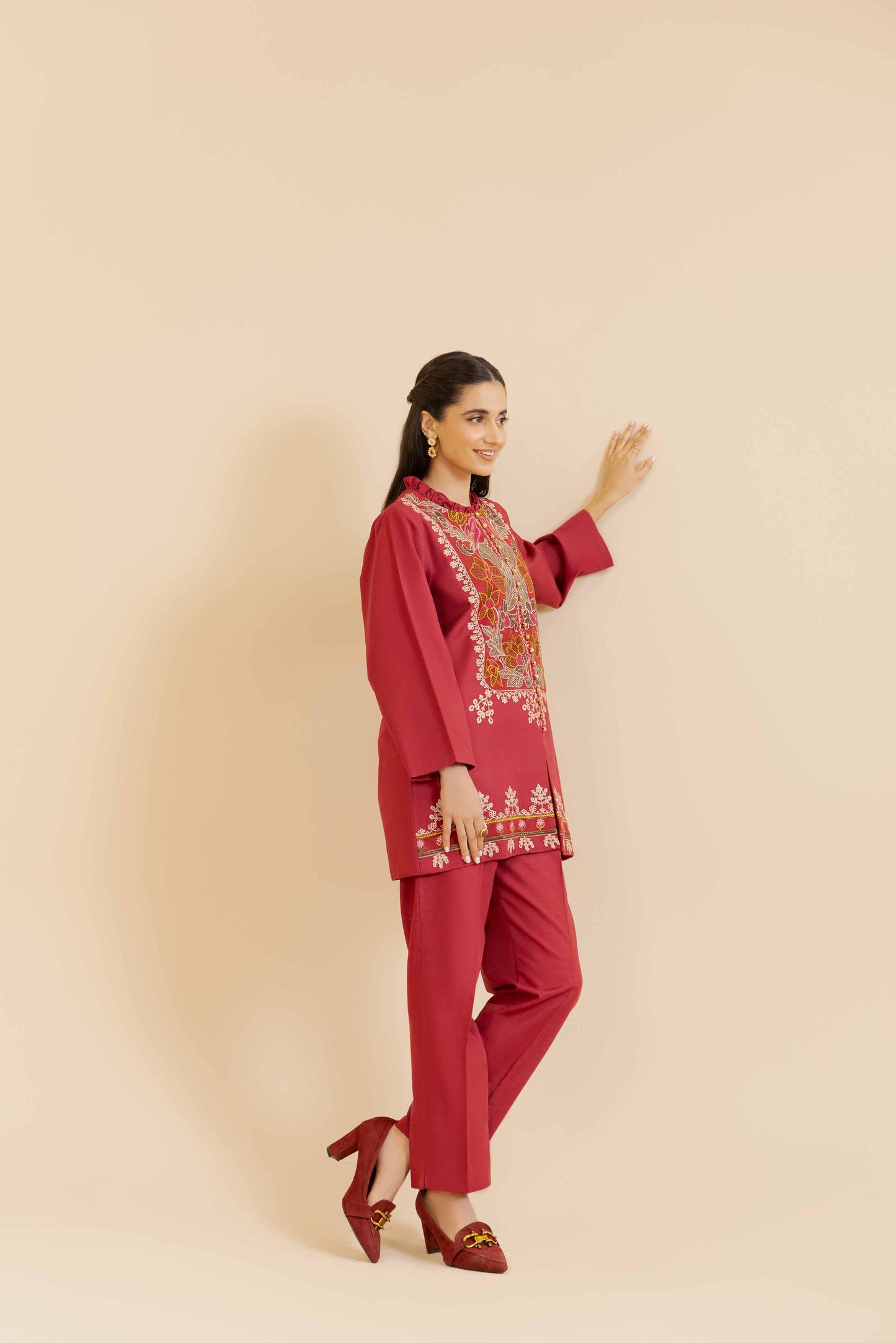 Unstitched Winter'24 - 2 Piece - Dyed Embroidered Suit - 42404546