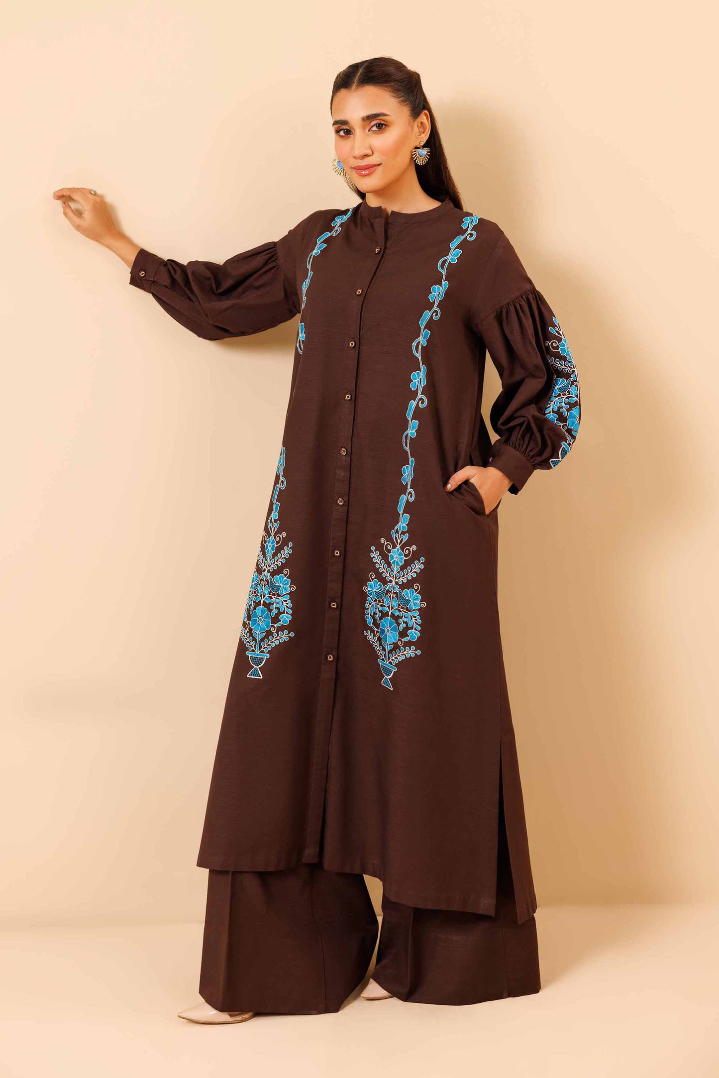 Unstitched Winter'24 - 2 Piece - Dyed Embroidered Suit - 42404547