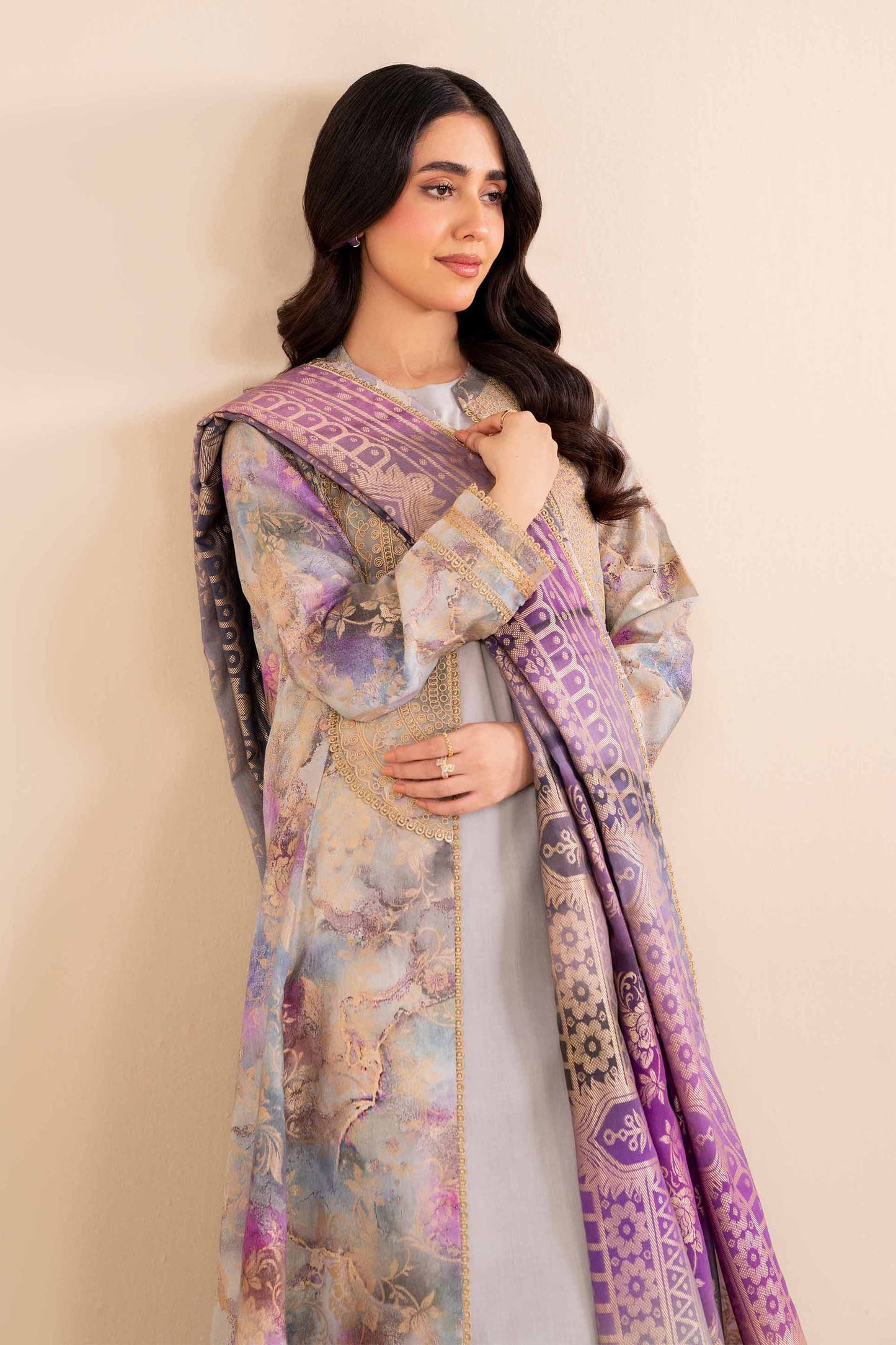 Unstitched Winter'24 - 3 Piece - Digital Printed Jacquard Embroidered Suit - 42404739