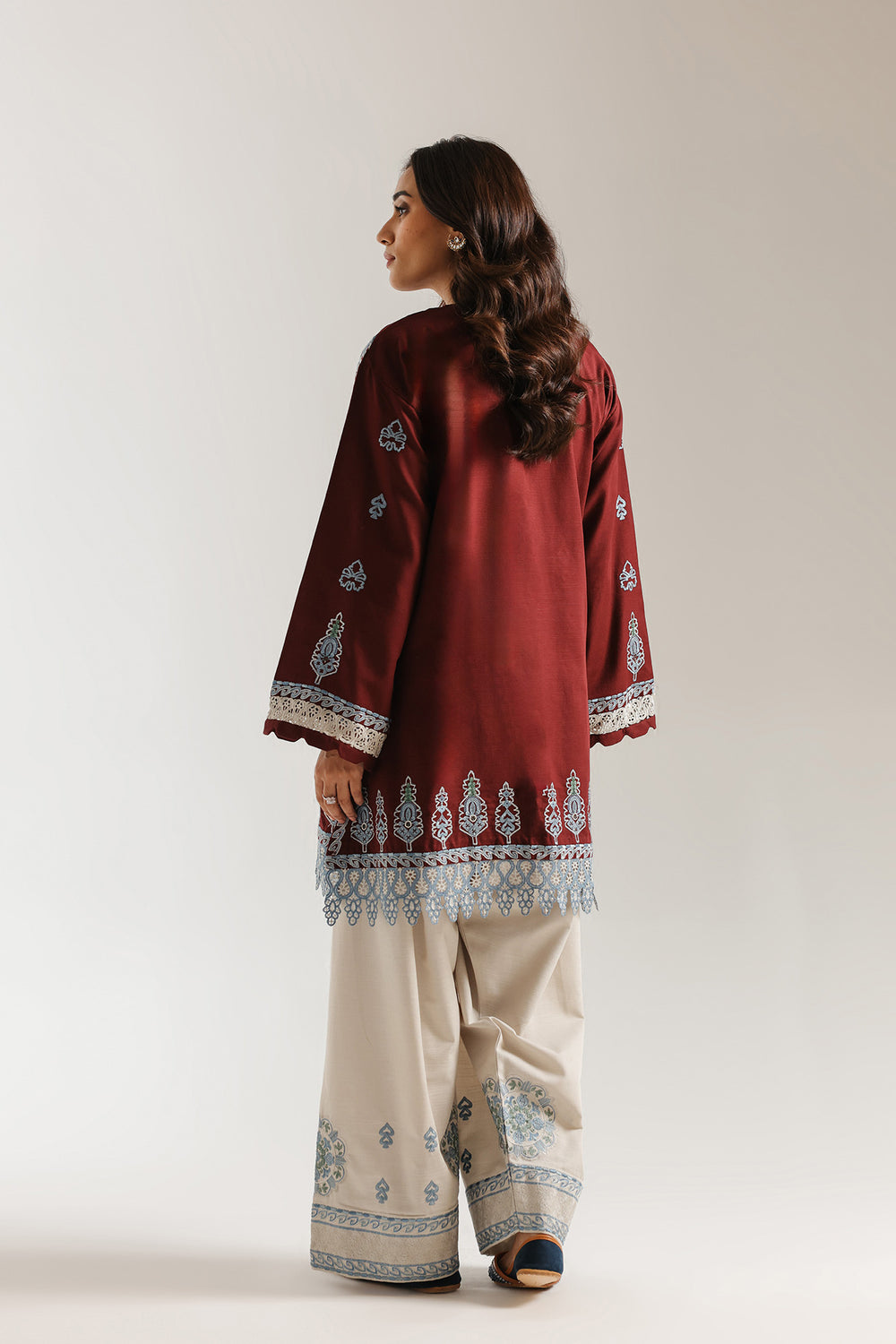 GRAPE WINE | E3739/103/304'26- RTS