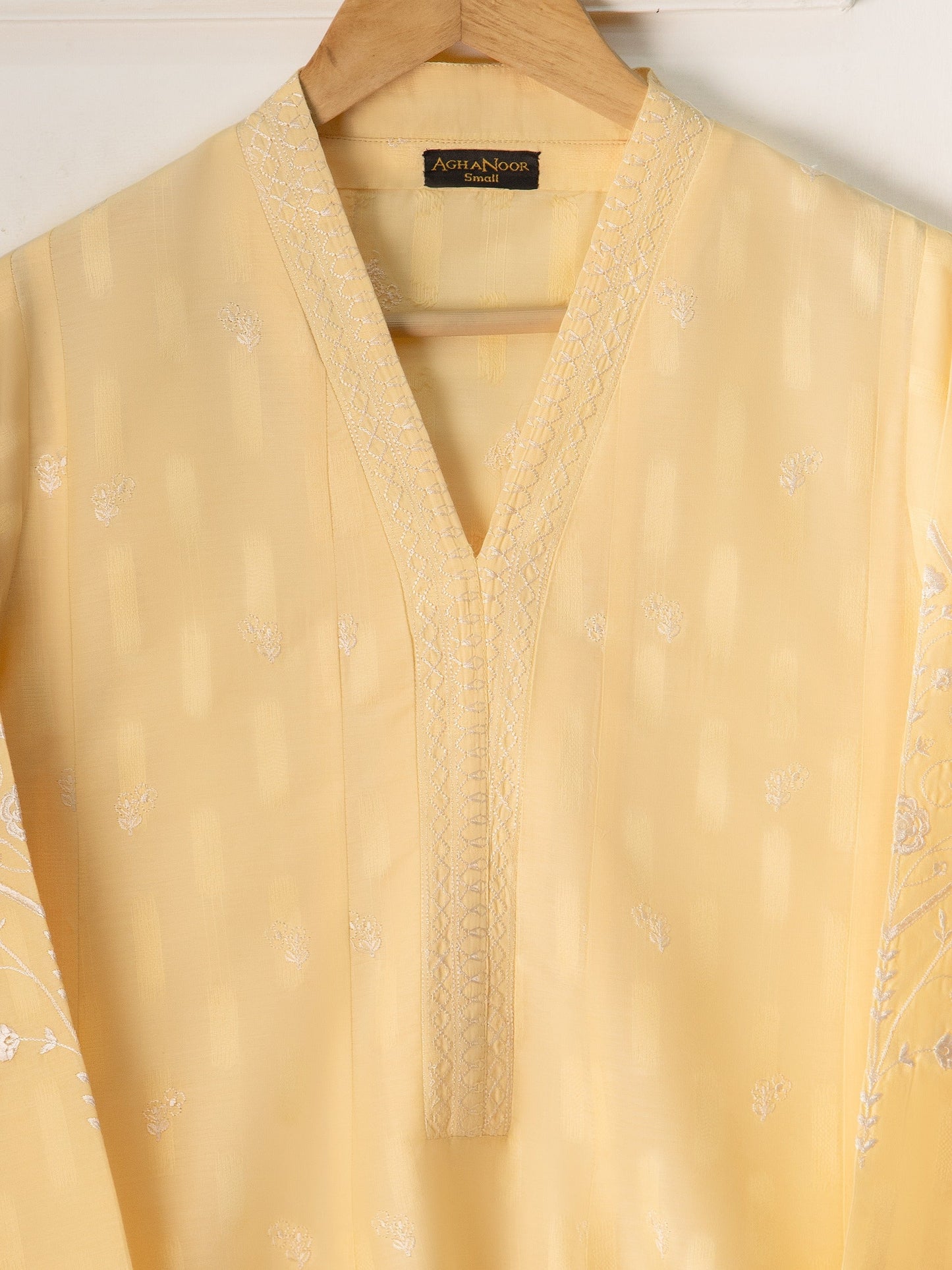 Embroidered Jacquard Shirt S110984