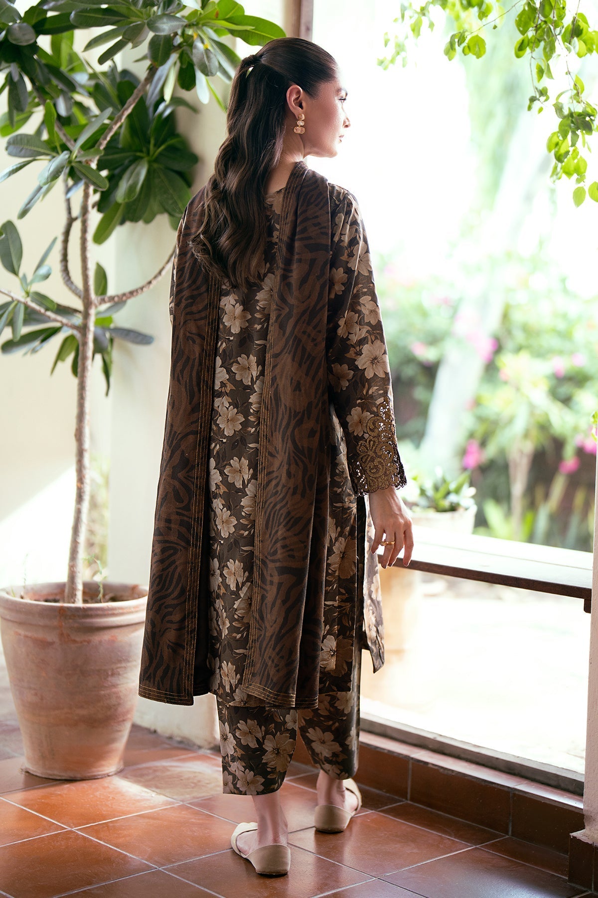 Winter Prints '24 - Embroidered Viscose Uf-765