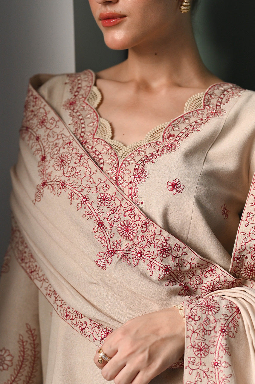 KARANDI'24-IVORY SKIN LUXURY EMBROIDERED KARANDI SET (NEL-24626) (RTS)