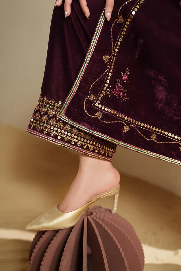 Velvet Vogue '25 - Embroidered Velvet Formal VVF D-4