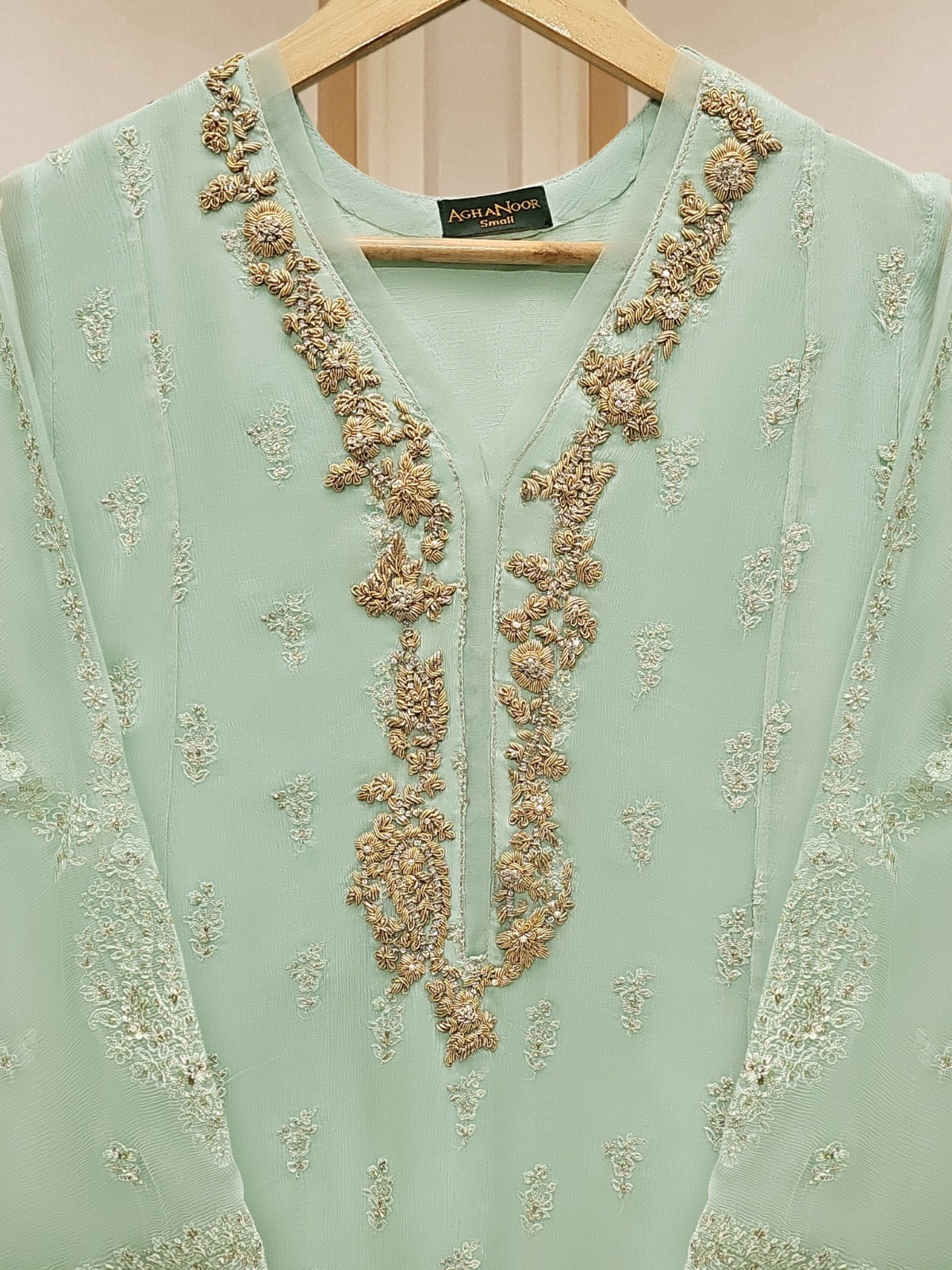 3 Piece - Embroidered Chiffon Suit S110116