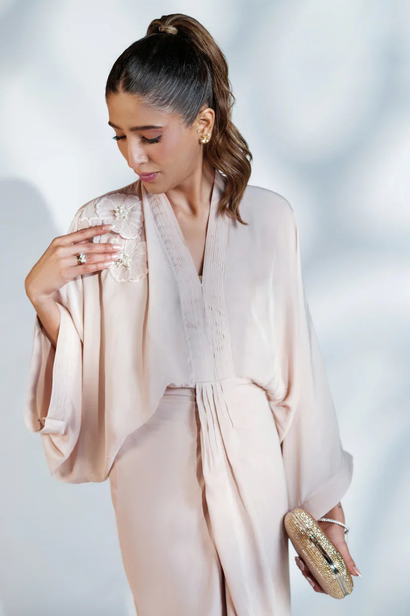 Gul Luxury Pret '25- The Noura Kaftan