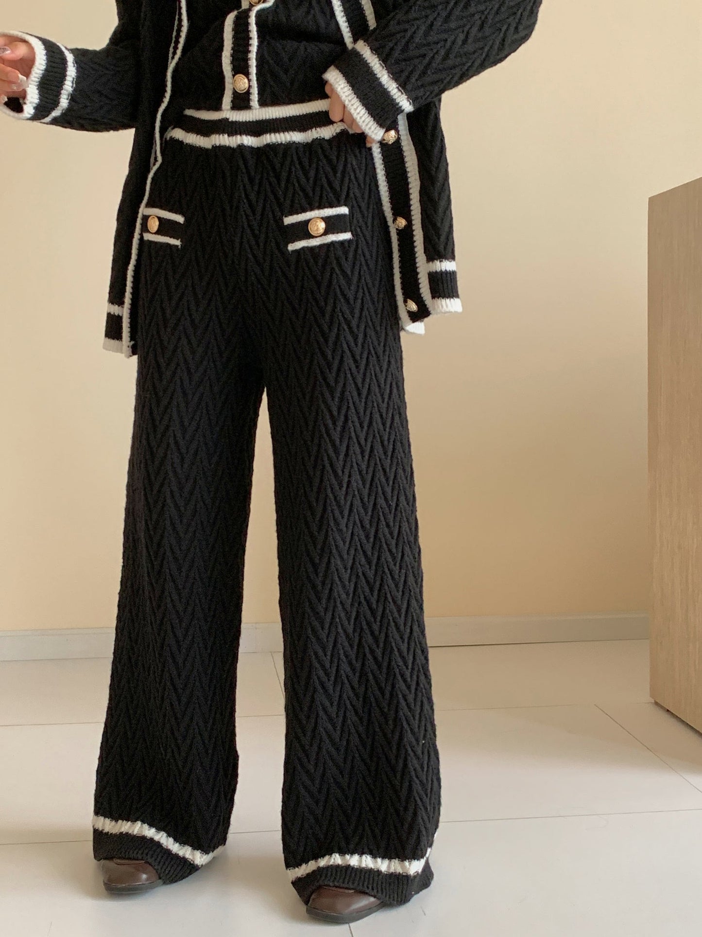 Rio Black Zig Zag Three Piece Suit