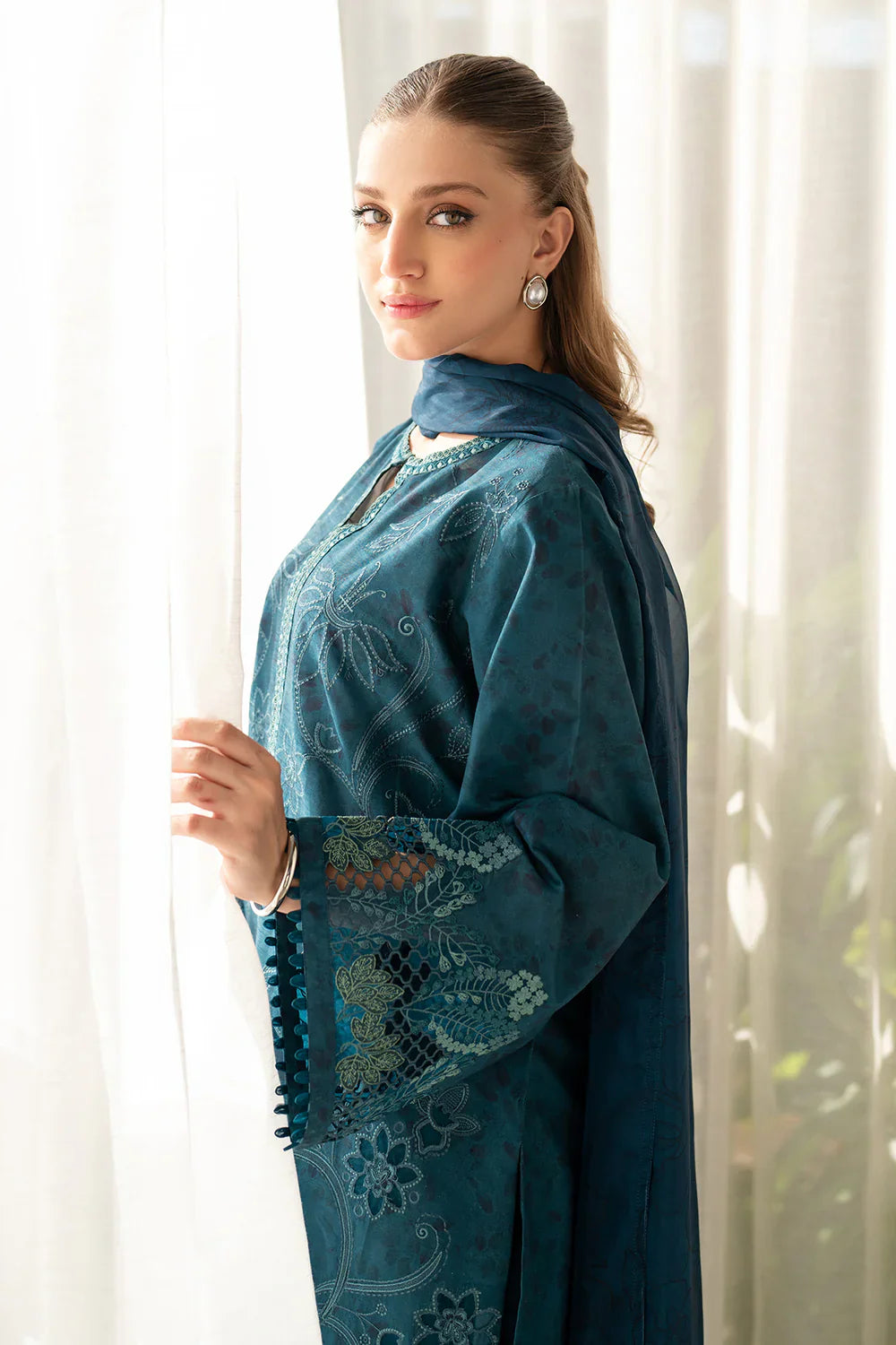 Unstitched'25 - EMBROIDERED PRINTED LAWN UF-4097