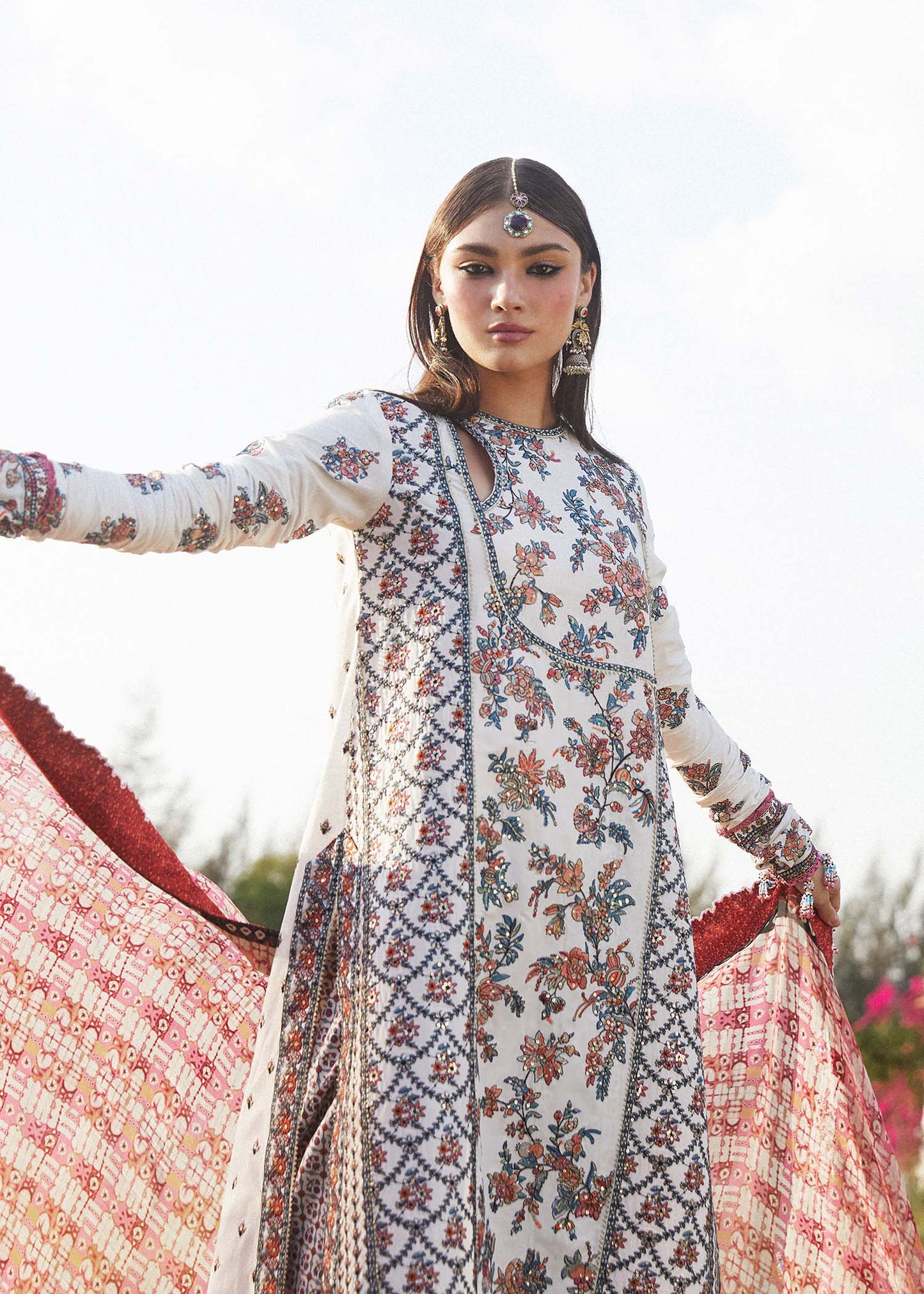 Eid Luxury Lawn Ss '24 - Elara - RTS - Sale