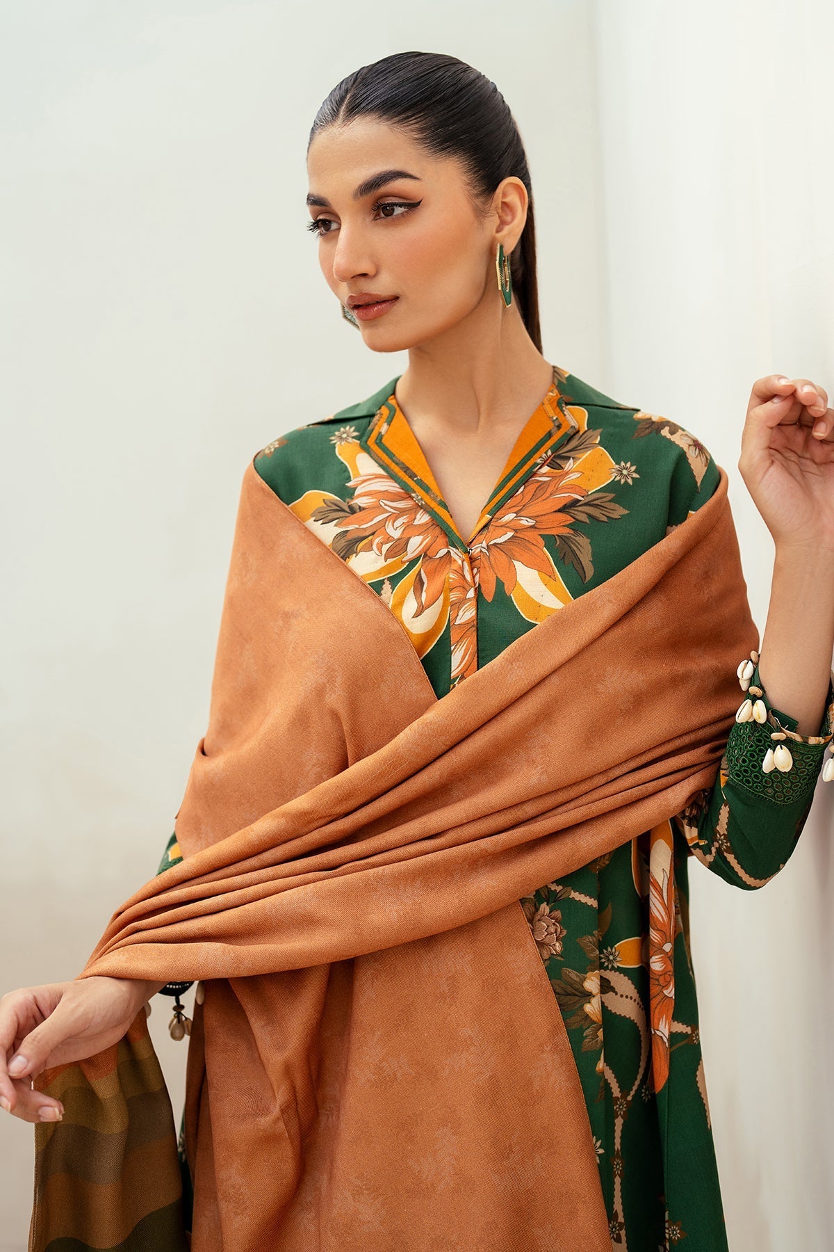 Unstitched '24 - Digital Printed Khaddar Uf-4019