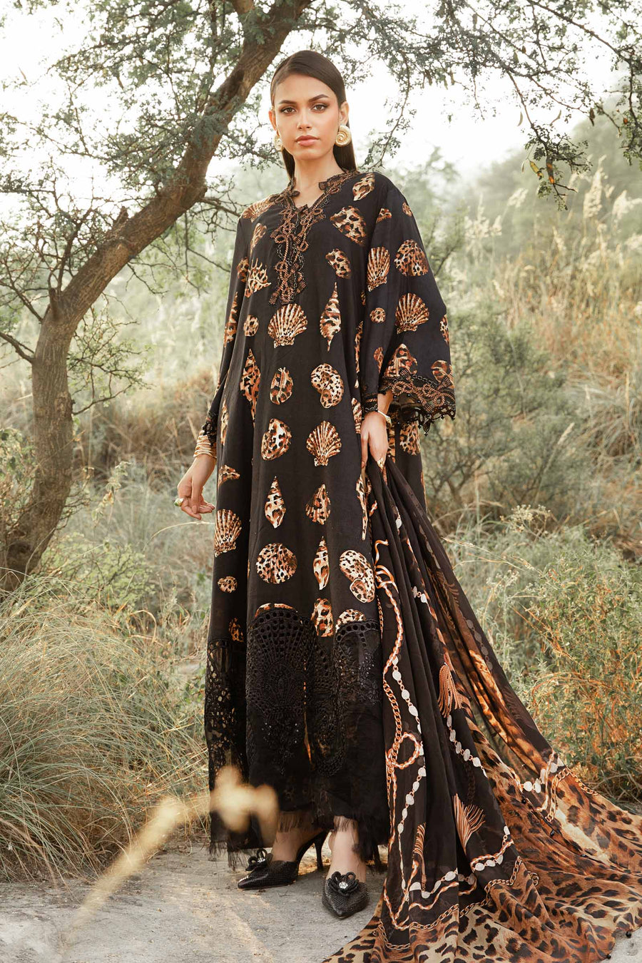Mprints'24 - 3 Piece Unstitched Printed Linen Suit | MPT-2410-B (RTS) photo 1