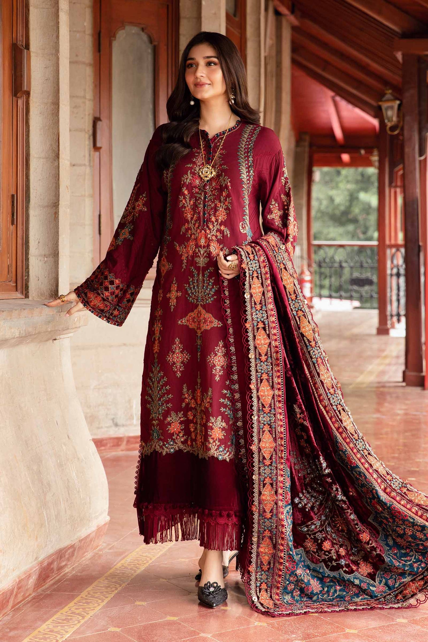 Winter Luxe'24 - 3 Piece Unstitched Embroidered Twill Linen Suit | DL-1210