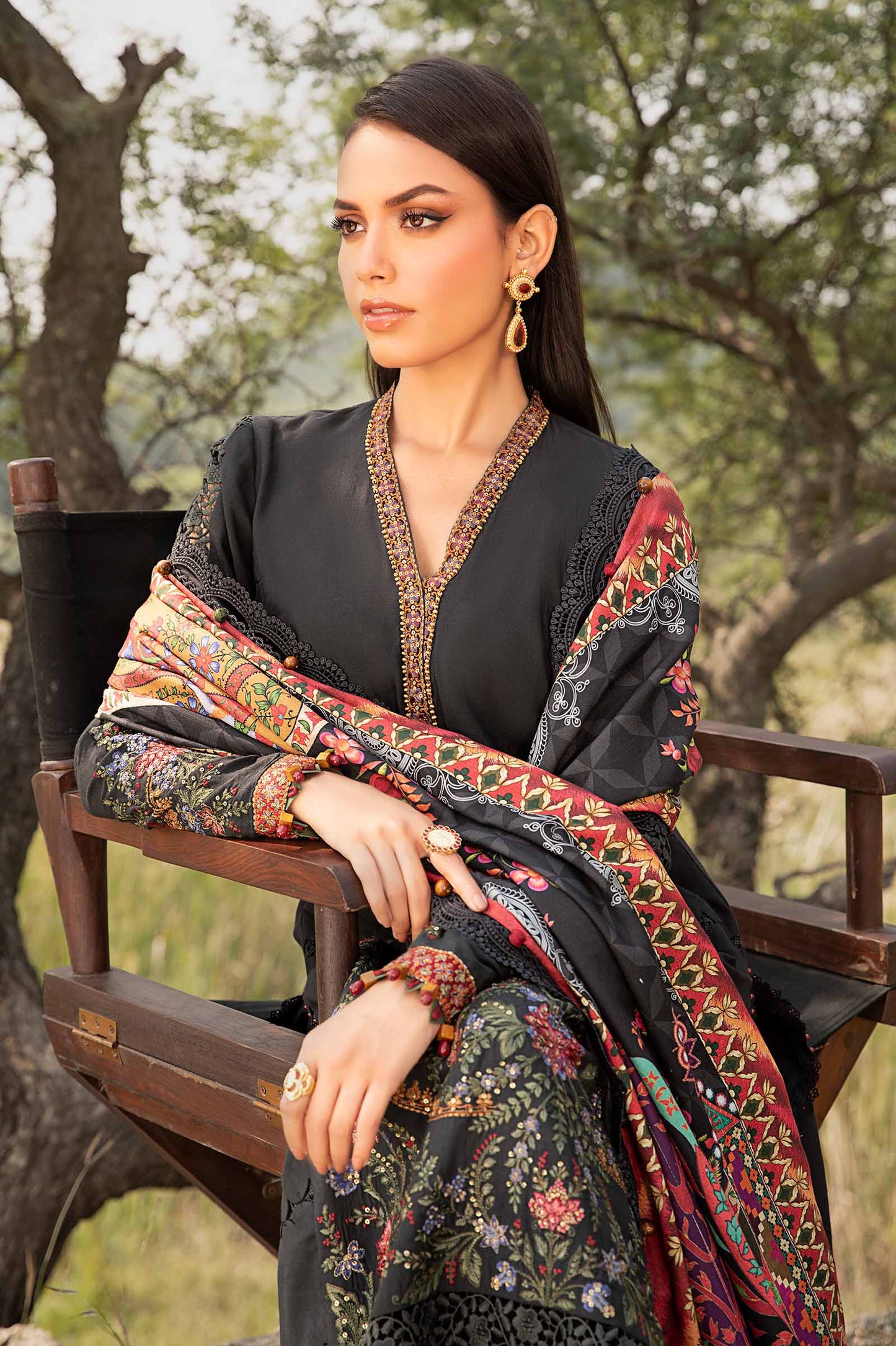 Mprints'24 - 3 Piece Unstitched Printed Linen Suit | MPT-2402-B