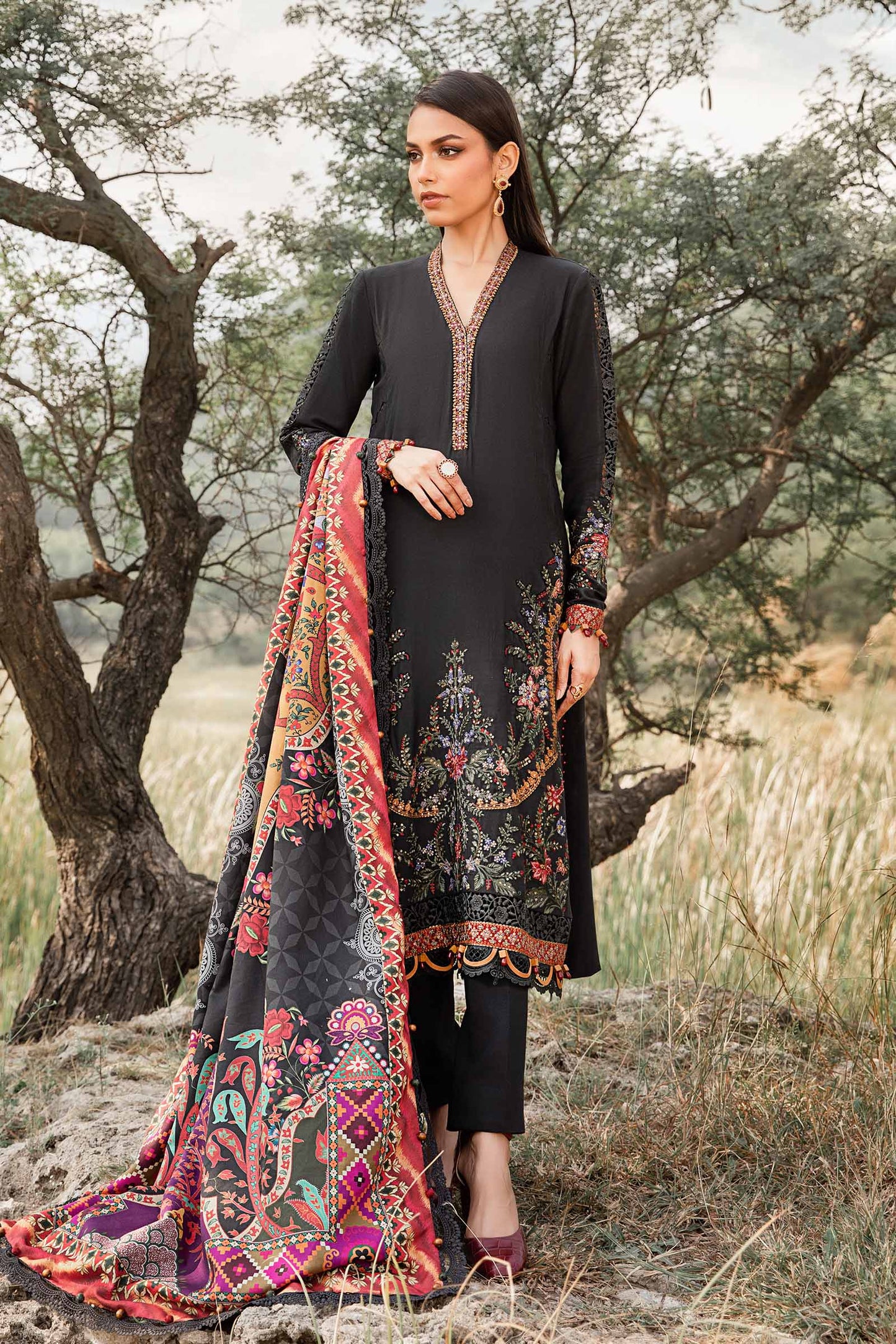 Mprints'24 - 3 Piece Unstitched Printed Linen Suit | MPT-2402-B