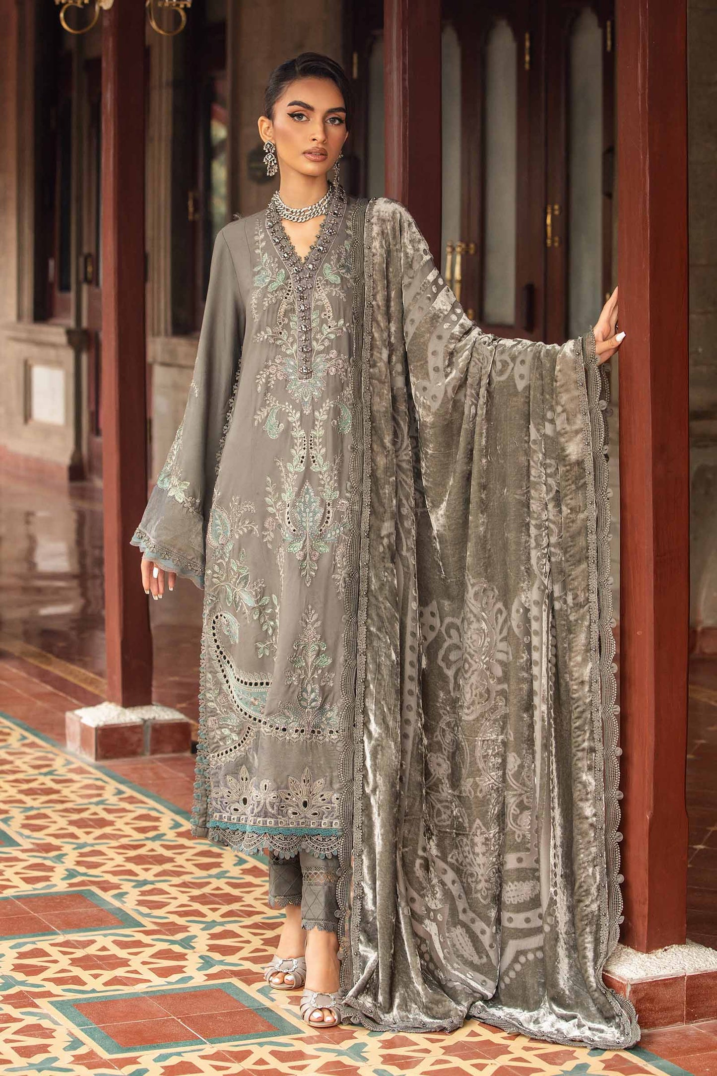 Winter Luxe'24 - 3 Piece Unstitched Embroidered Velvet Suit | DL-1209 (RTS)