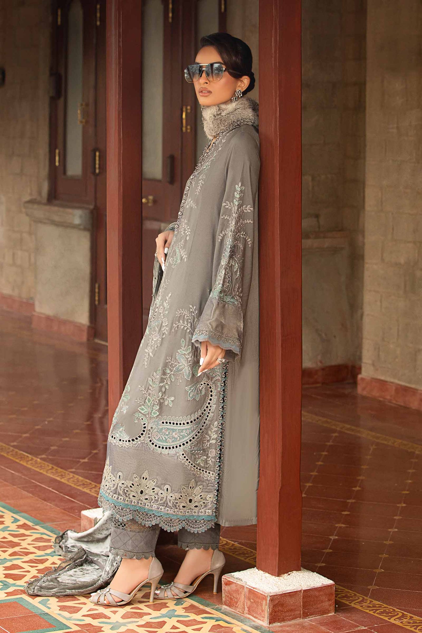 Winter Luxe'24 - 3 Piece Unstitched Embroidered Velvet Suit | DL-1209 (RTS)