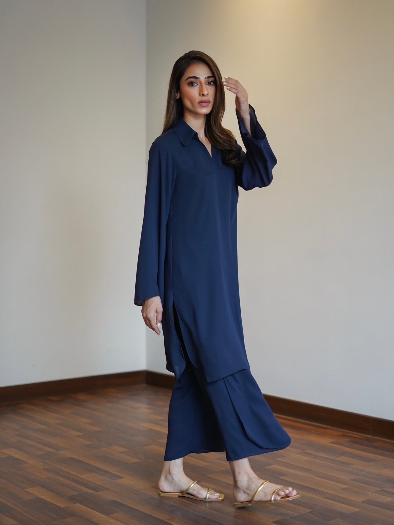 Navy Oak Tunic with Tulip Pants