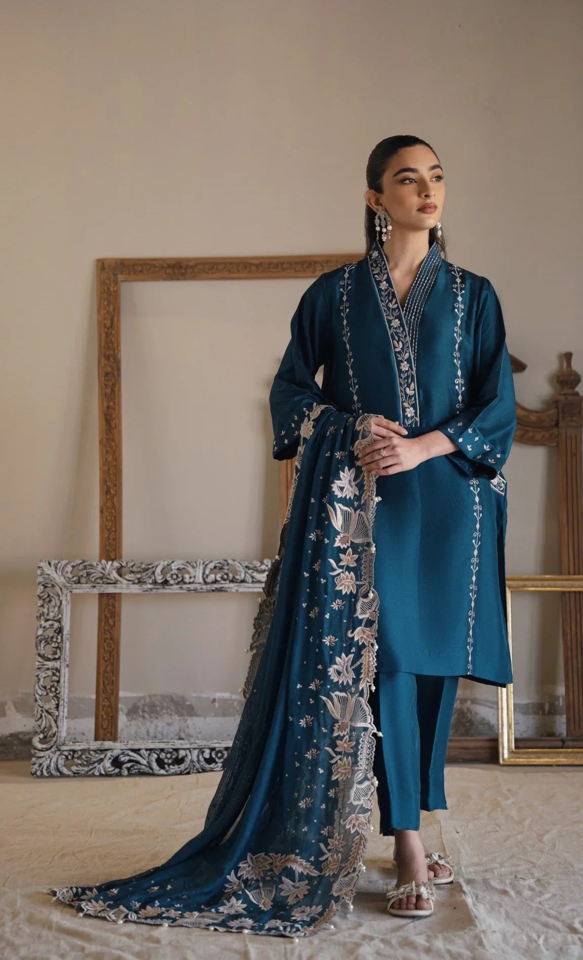 Semi formals Luxury'25 - Nasma set in turquoise blue