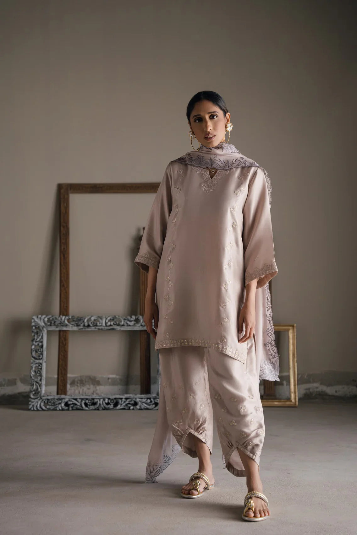 Semi formals Luxury'25 - Aashni set in misty taupe