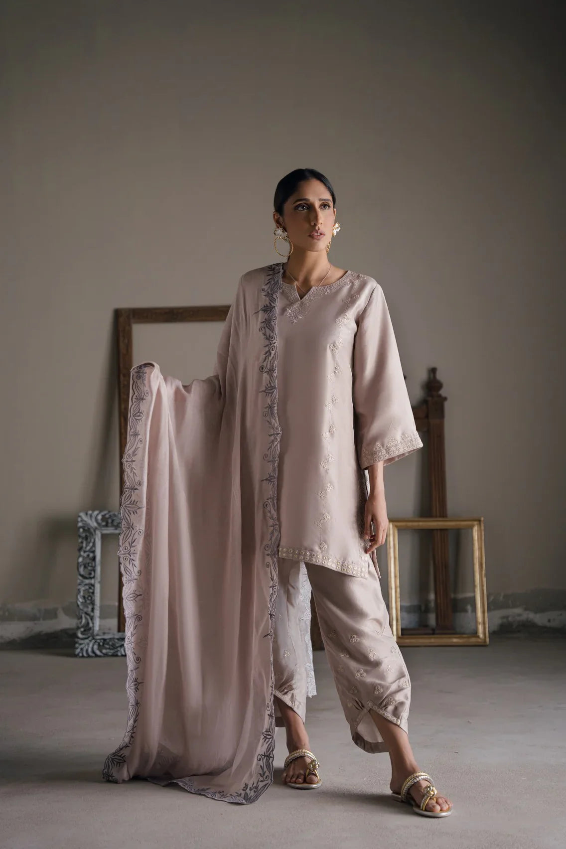 Semi formals Luxury'25 - Aashni set in misty taupe