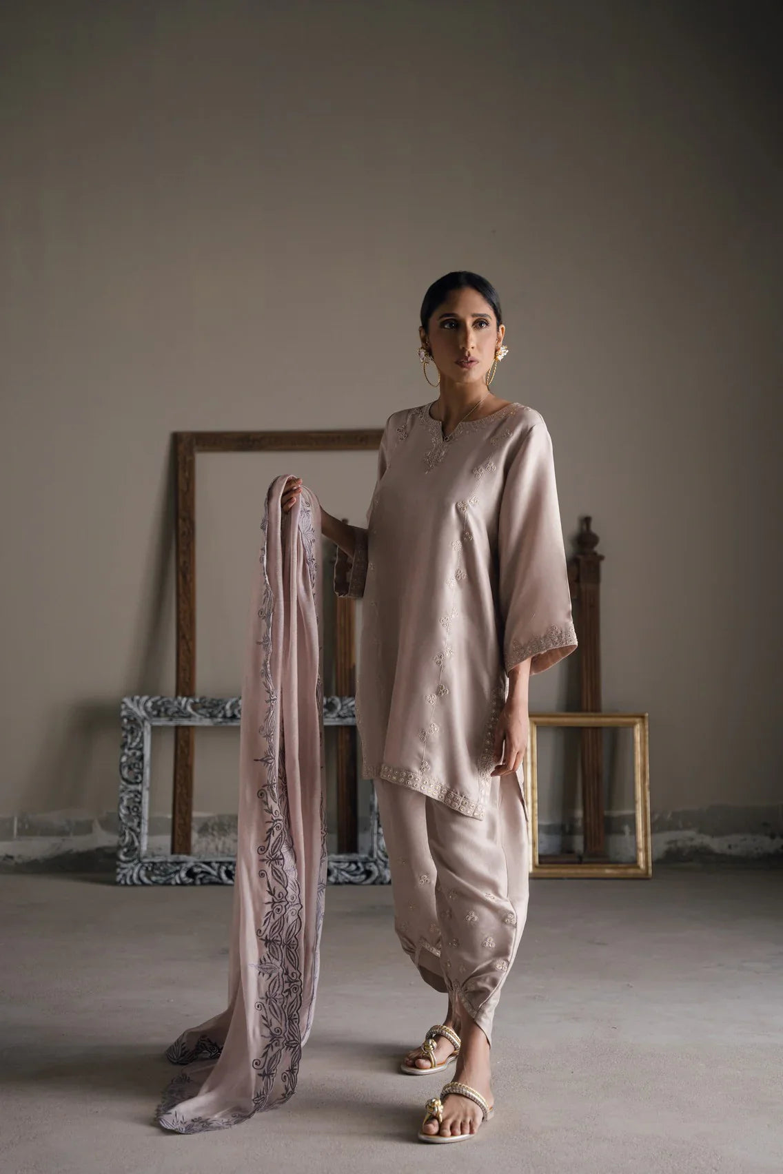 Semi formals Luxury'25 - Aashni set in misty taupe