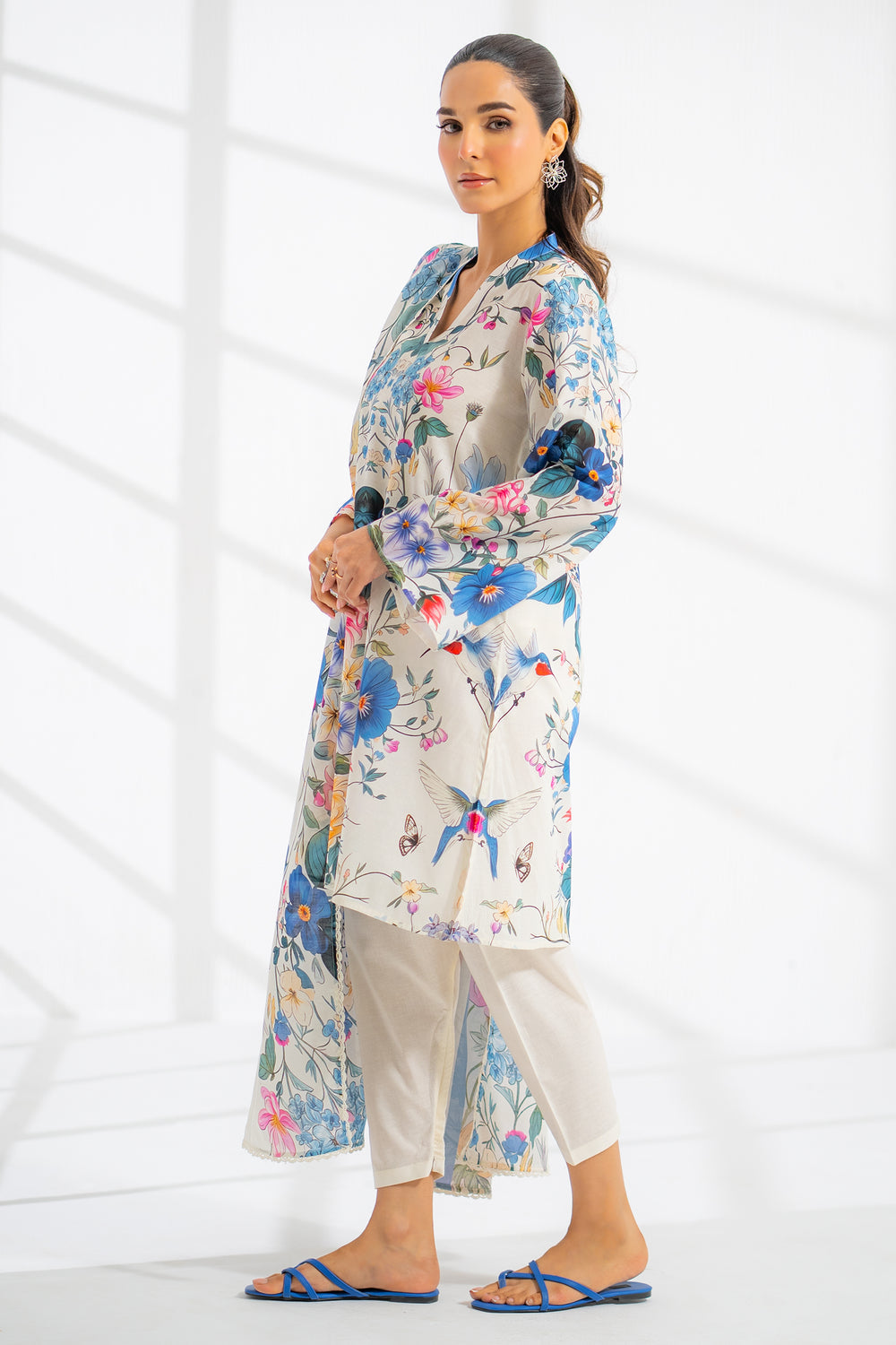 Unstitched Essentials '25 - Full Bloom 3 piece