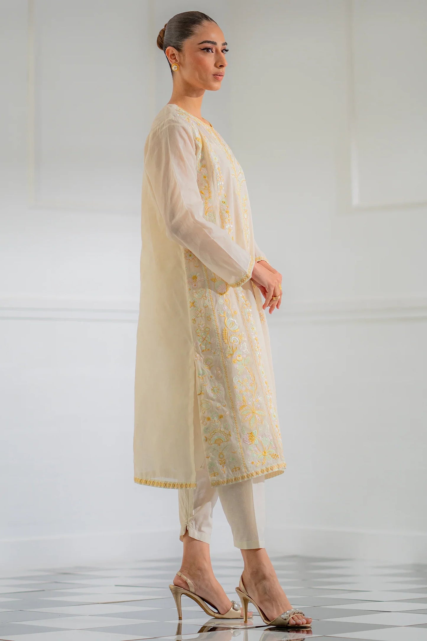 Essentials Ramada Edit'25 - Khoobsurti 2 piece