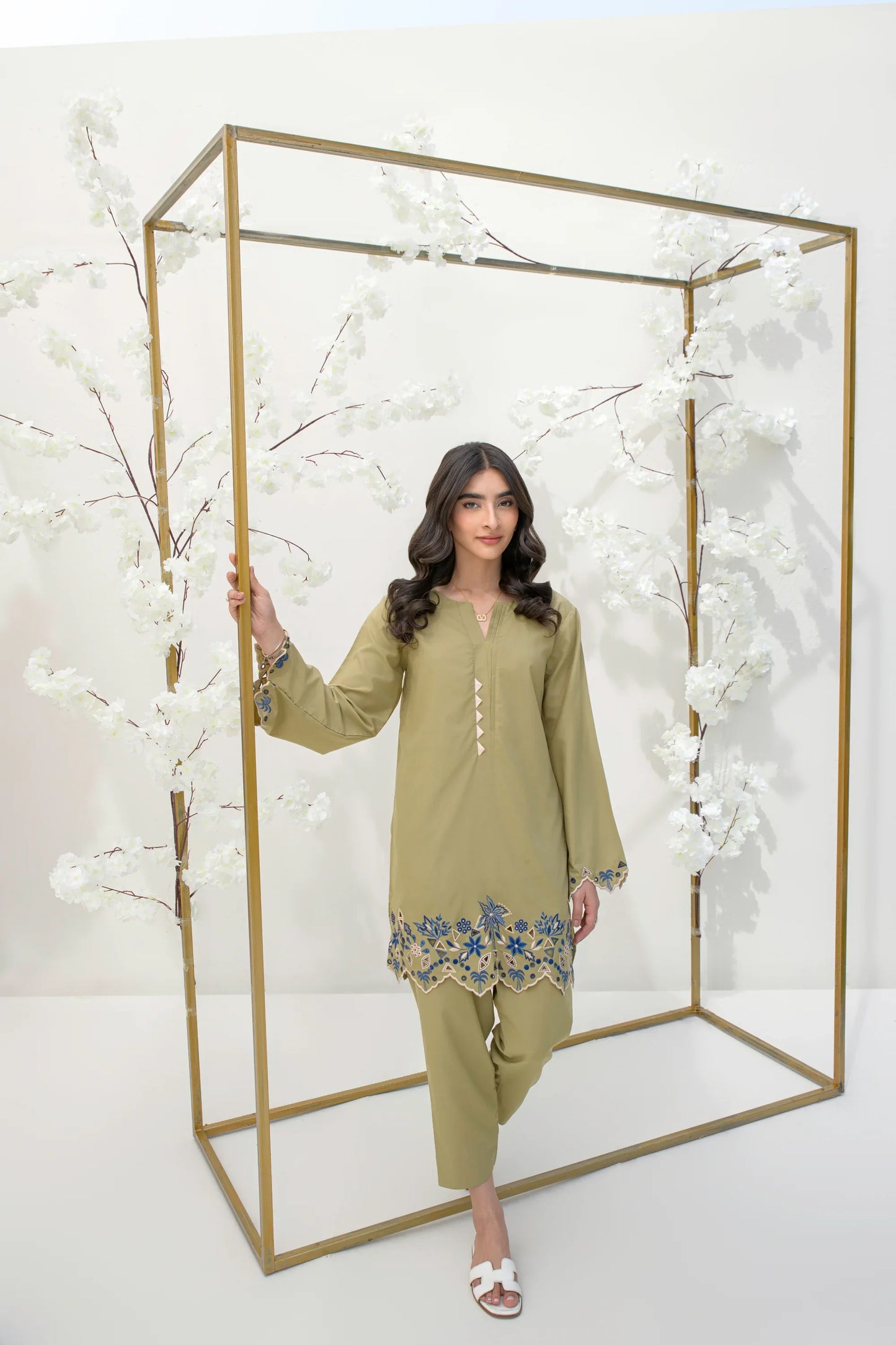 Luna Eid Edit'25 - Pistachio