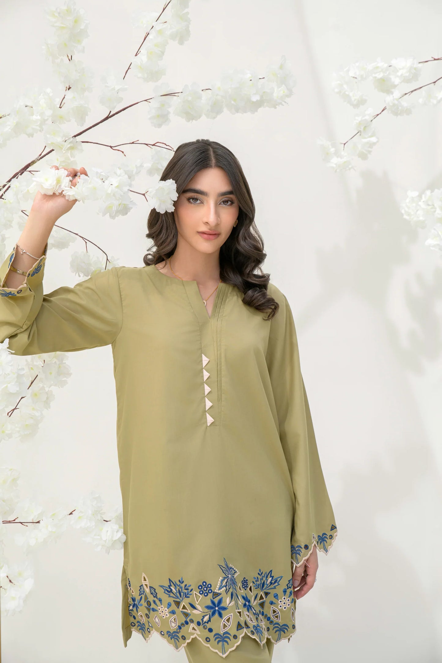 Luna Eid Edit'25 - Pistachio