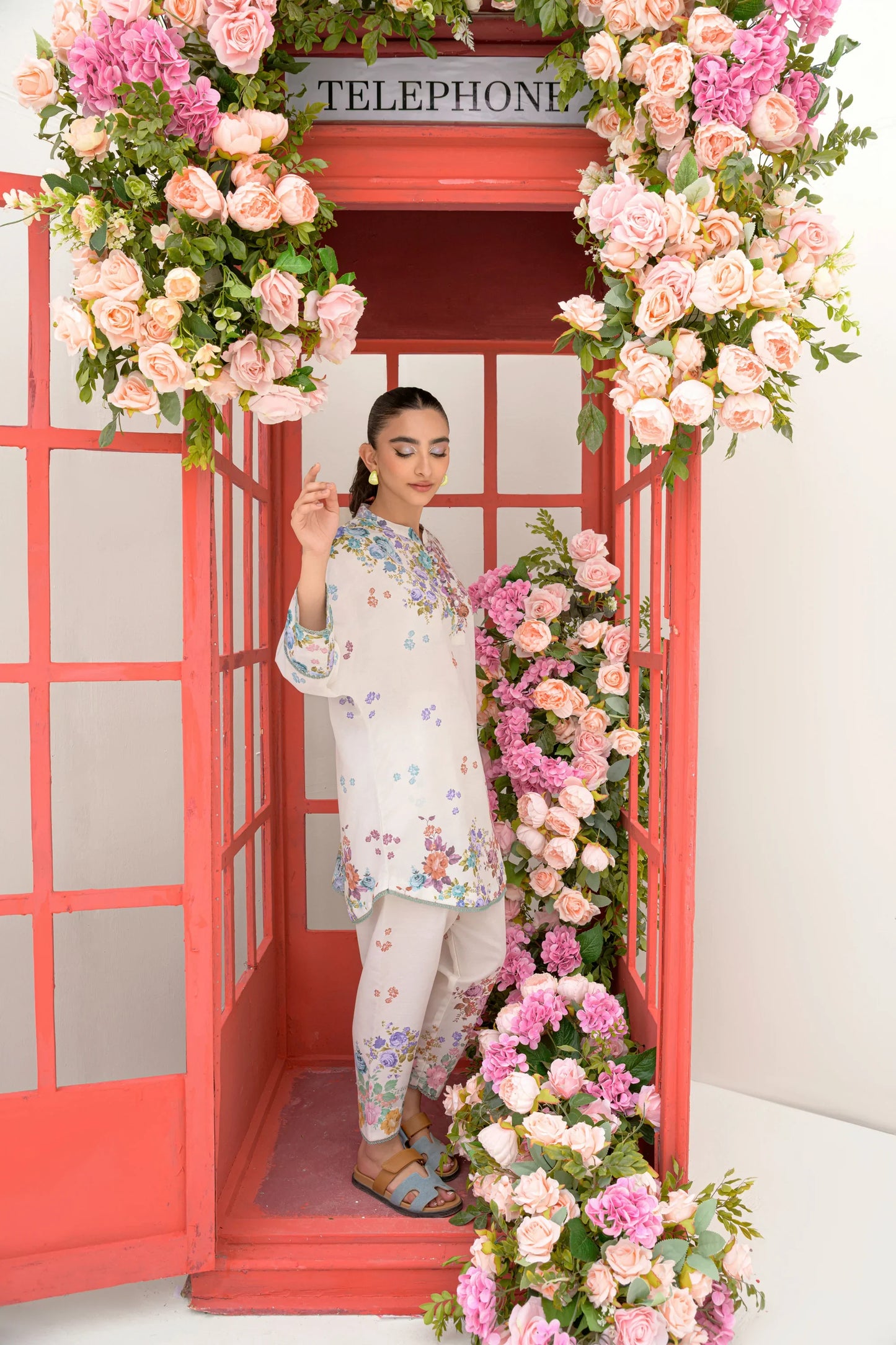 Luna Eid Edit'25 - FLOWERS