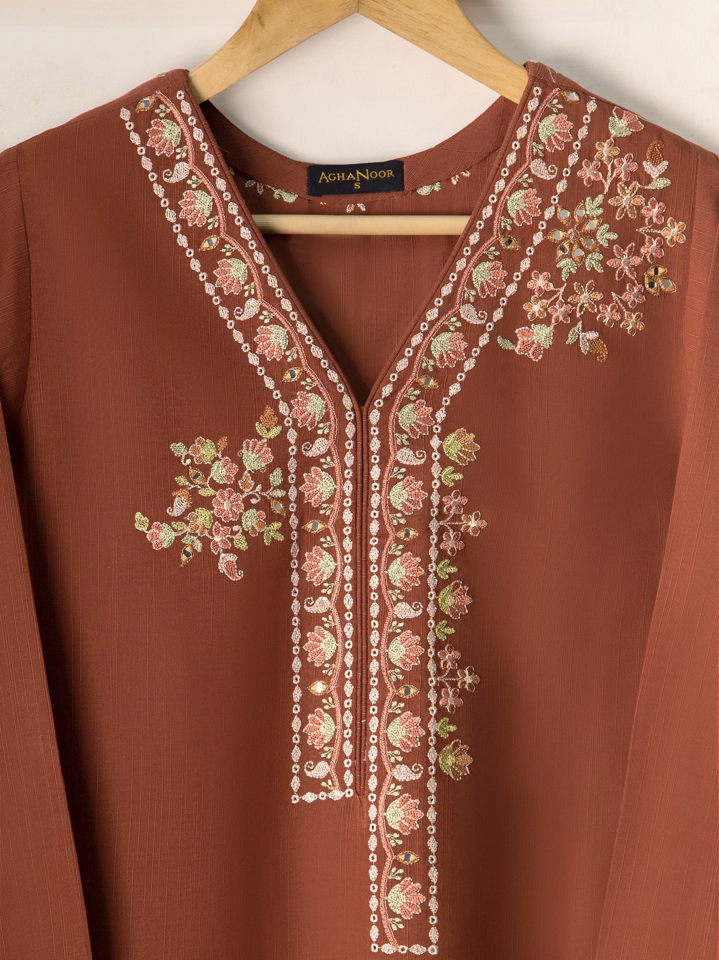 Embroidered Khaddar Shirt S110917