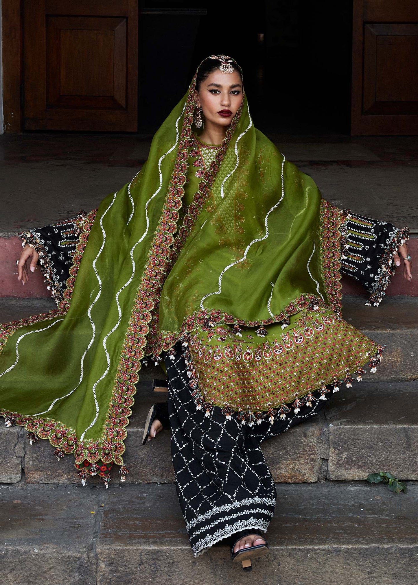Luxury Lawn '25 - Abass
