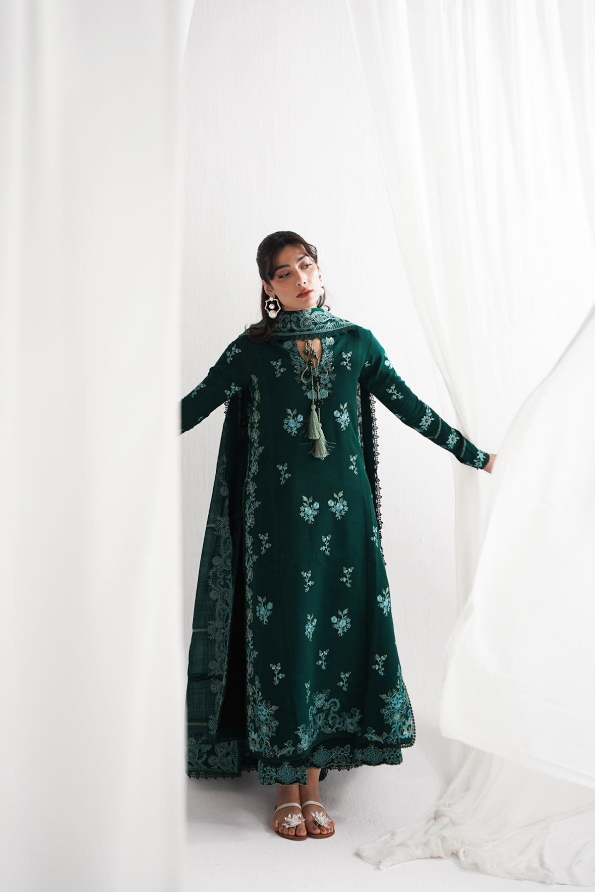 Eid Pret '25 - DEEP EMERALD LUXURY EMBROIDERED 3PCS SET NPA3-25418