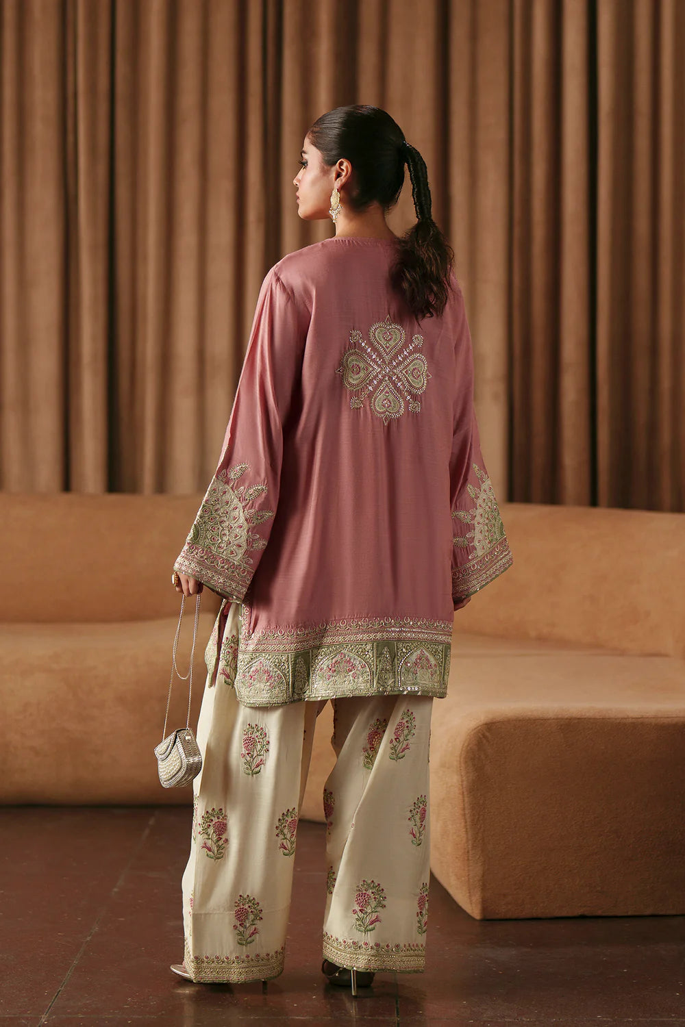 TEA PINK | E1008/104/527’26-RTS