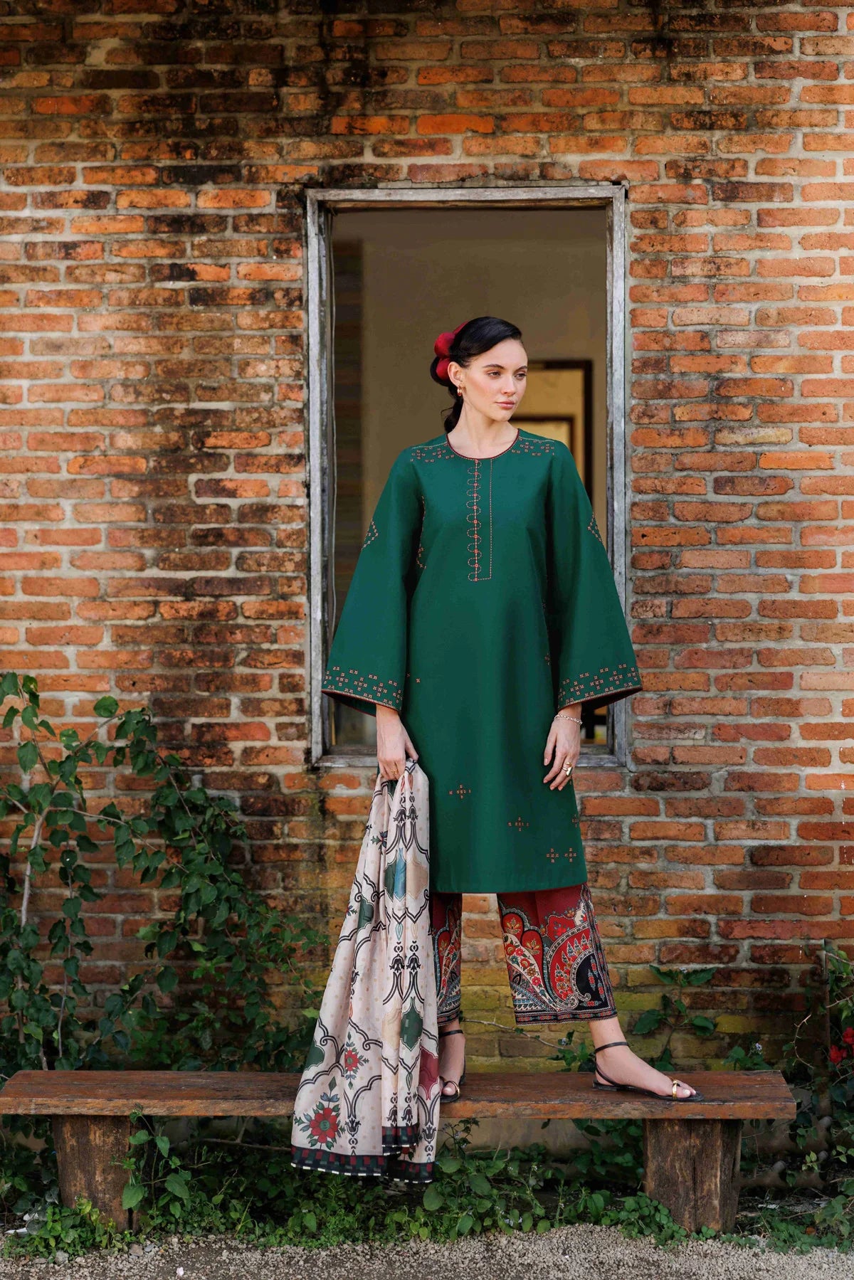 EMBROIDERED LAWN UNSTITCHED -9285‘26-RTS