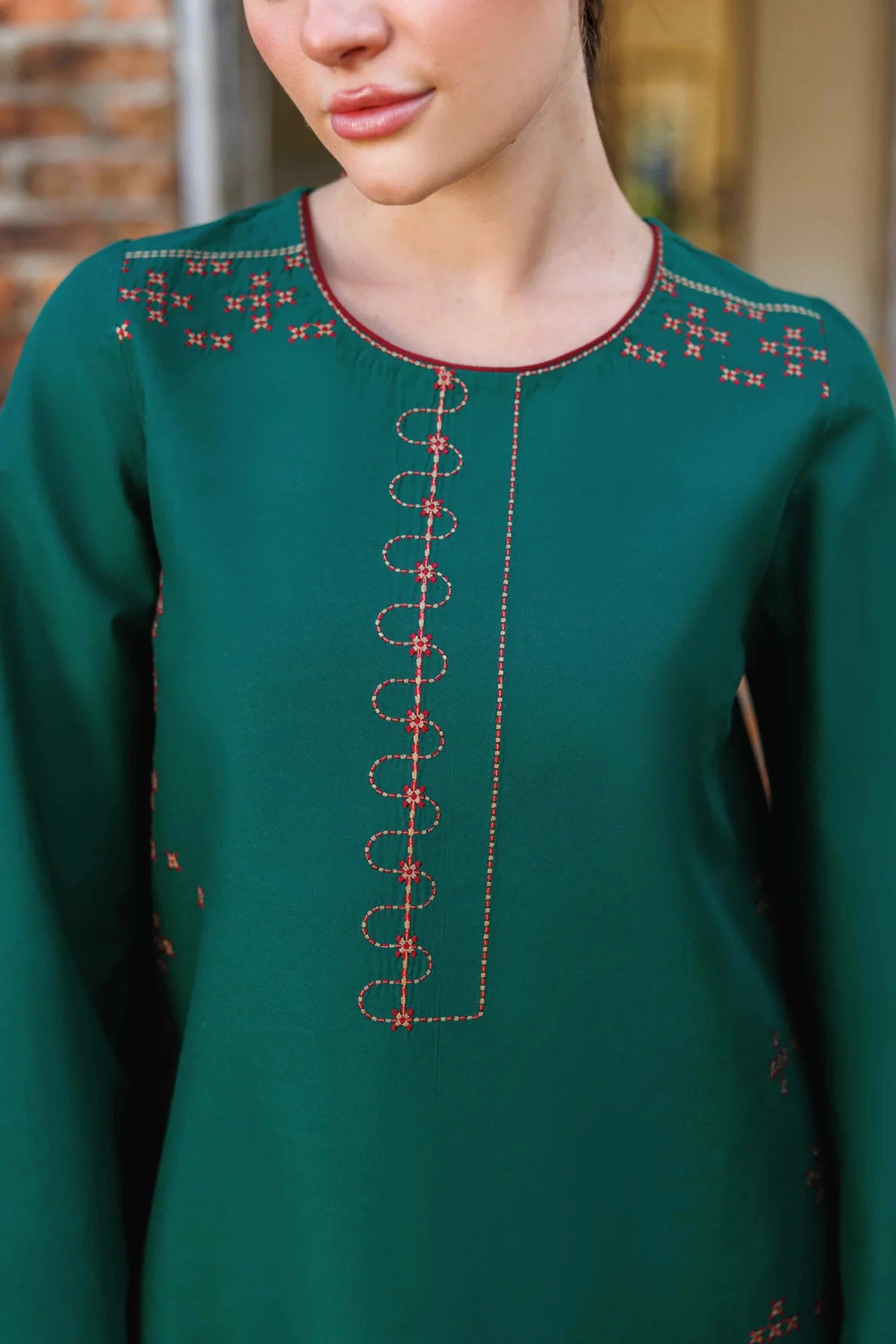 EMBROIDERED LAWN UNSTITCHED -9285‘26-RTS