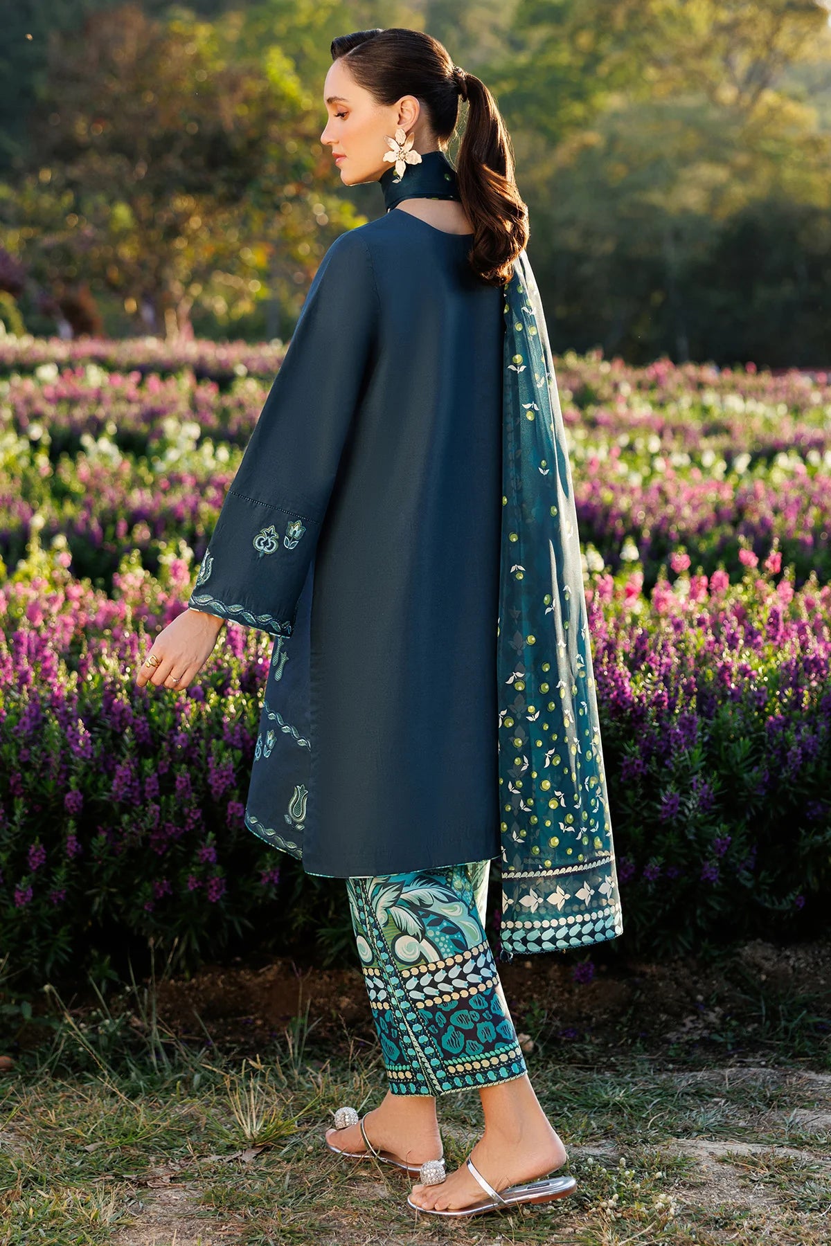 EMBROIDERED LAWN UNSTITCHED -9291‘26-RTS