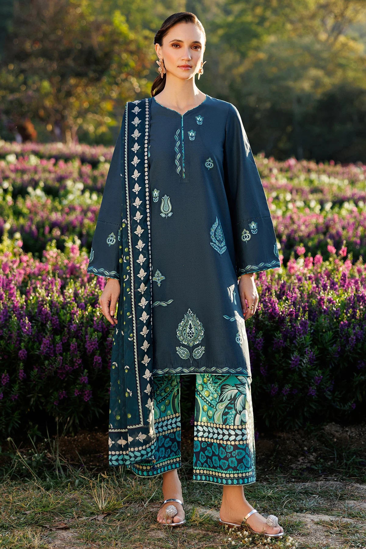 EMBROIDERED LAWN UNSTITCHED -9291‘26-RTS